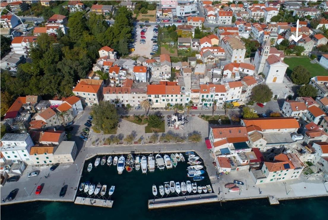 Dida Roko, Rustikalni Apartman S Terasom Kastela Ngoại thất bức ảnh