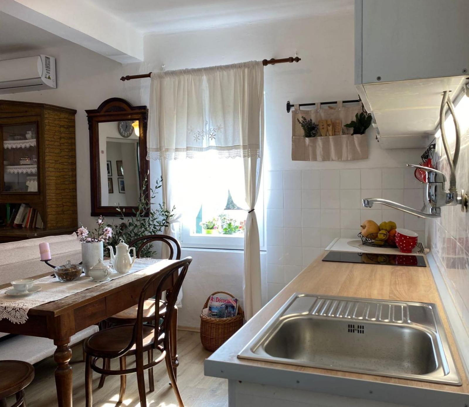 Dida Roko, Rustikalni Apartman S Terasom Kastela Ngoại thất bức ảnh